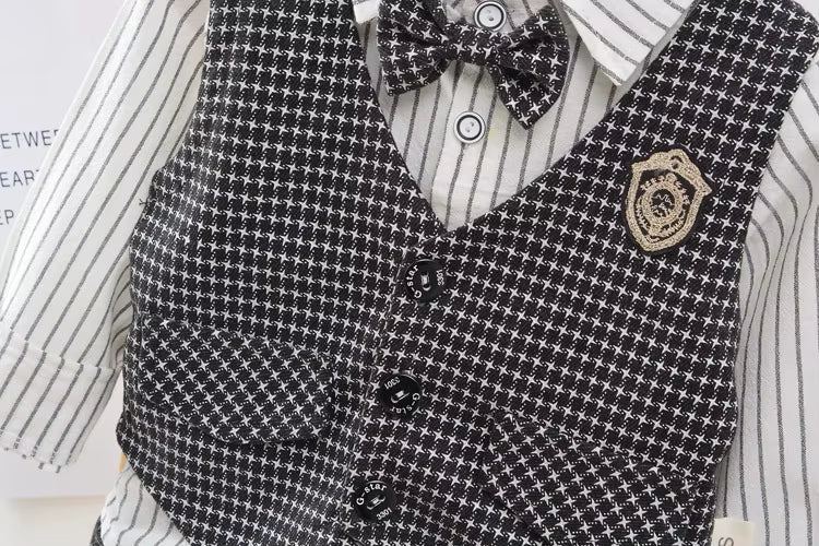 Stijlvolle Baby Set – Overhemd, Gilet & Broek