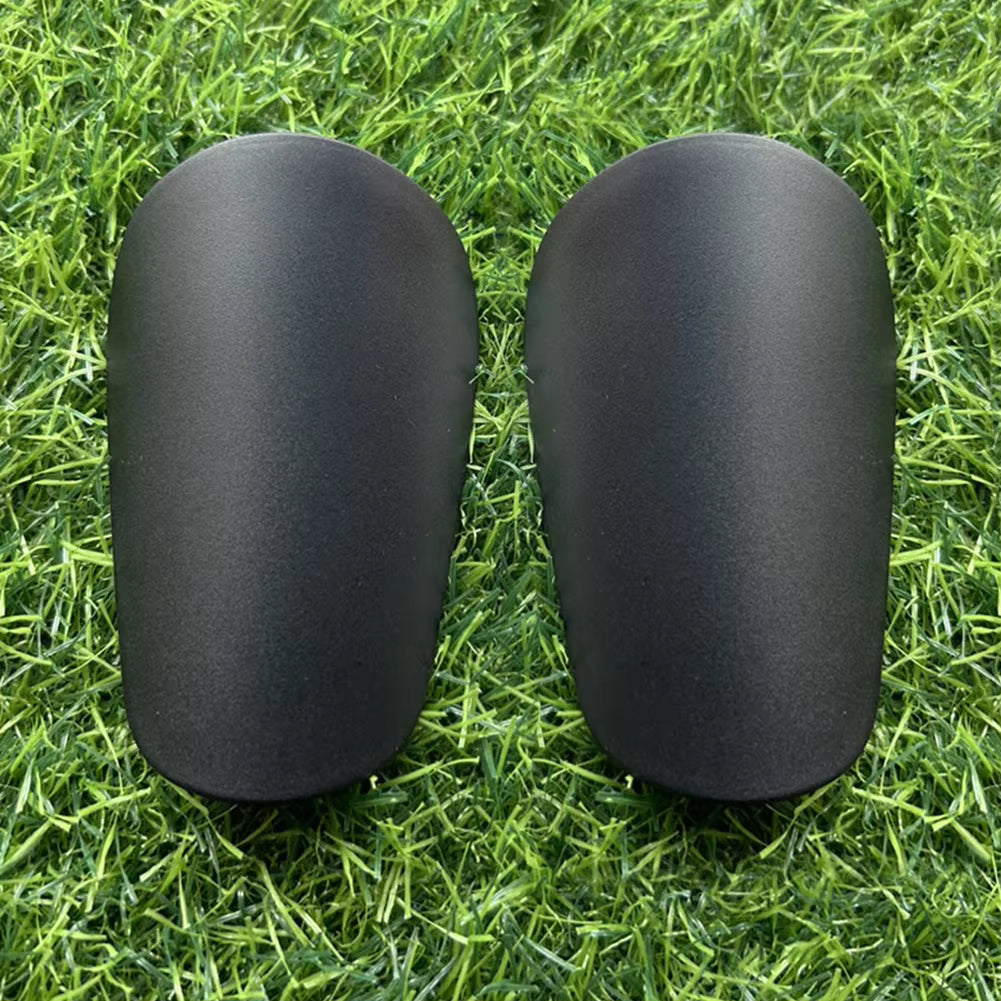 Mini Voetbal Scheenbeschermers – Licht & Beschermend